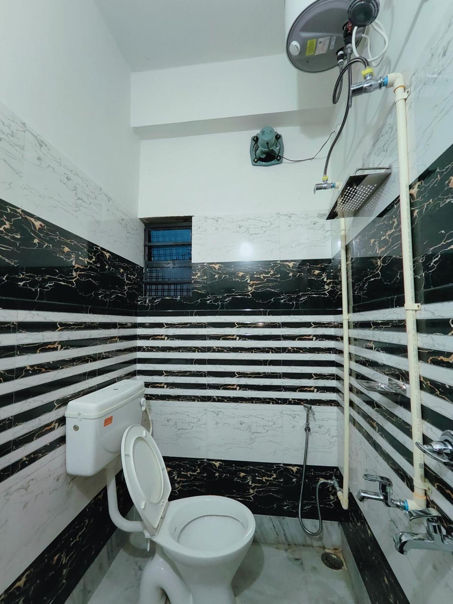 Gulab Lodge سيليجوري المظهر الخارجي الصورة